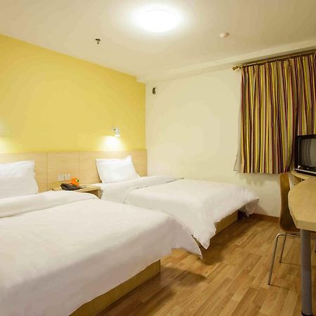 7Days Inn Shanghai Pudong New International Expo Centre Экстерьер фото