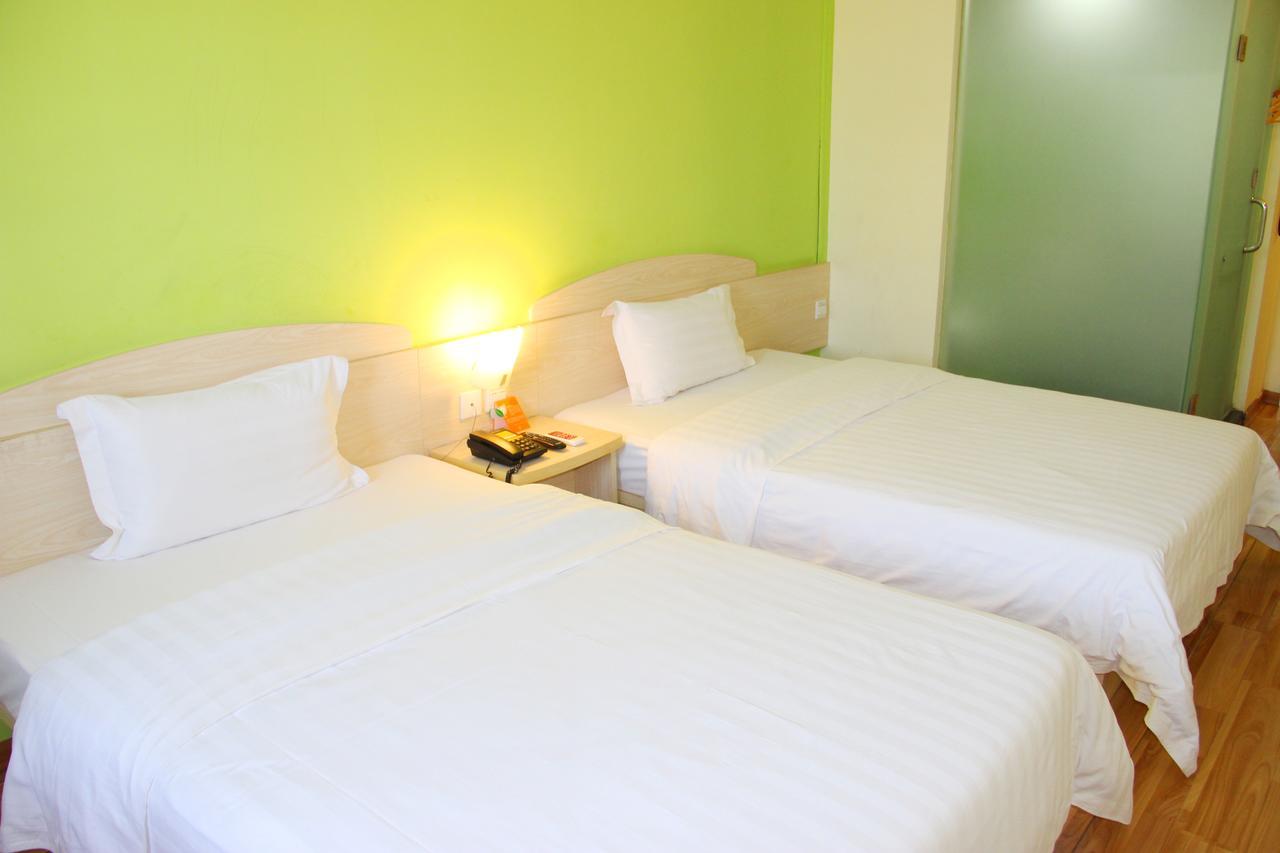 7Days Inn Shanghai Pudong New International Expo Centre Экстерьер фото